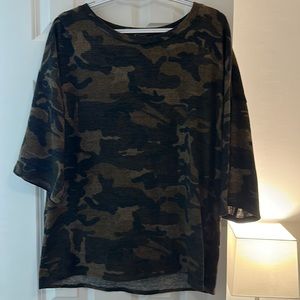 BomBom Camo Top